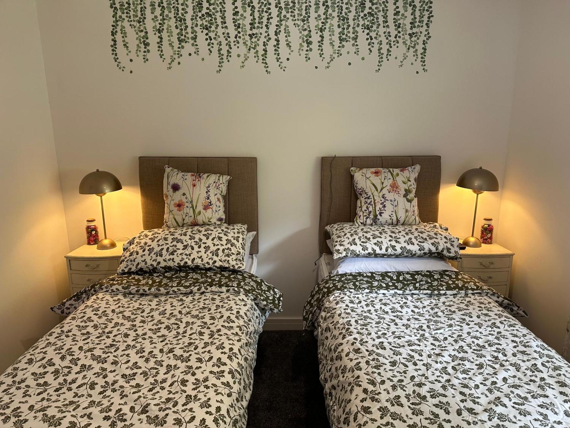 Ty Cwm - Cwmcarn Valley House 외부 사진
